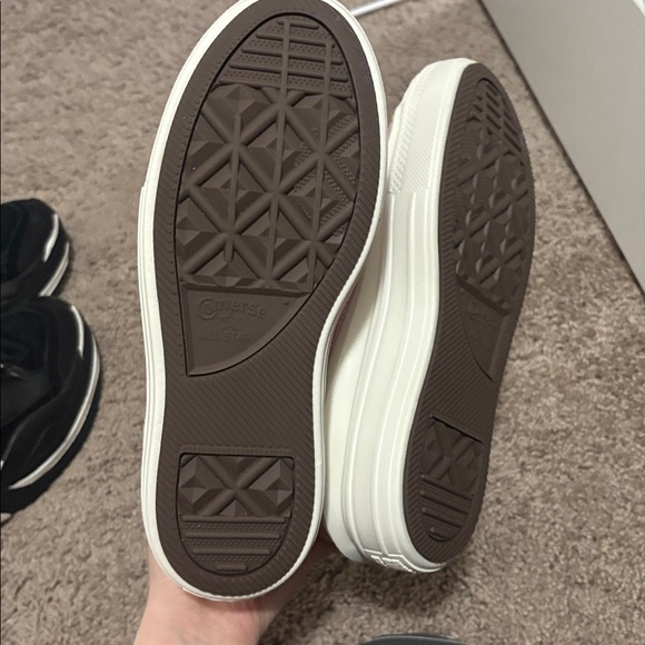 Converse Women's Pink Lace Platform Sneakers - Picture 2 of 2